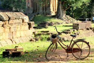 bicyle at angkor wat cambodia
